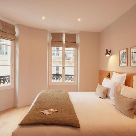Tinah Paris, Champs Elysees Екстер'єр фото